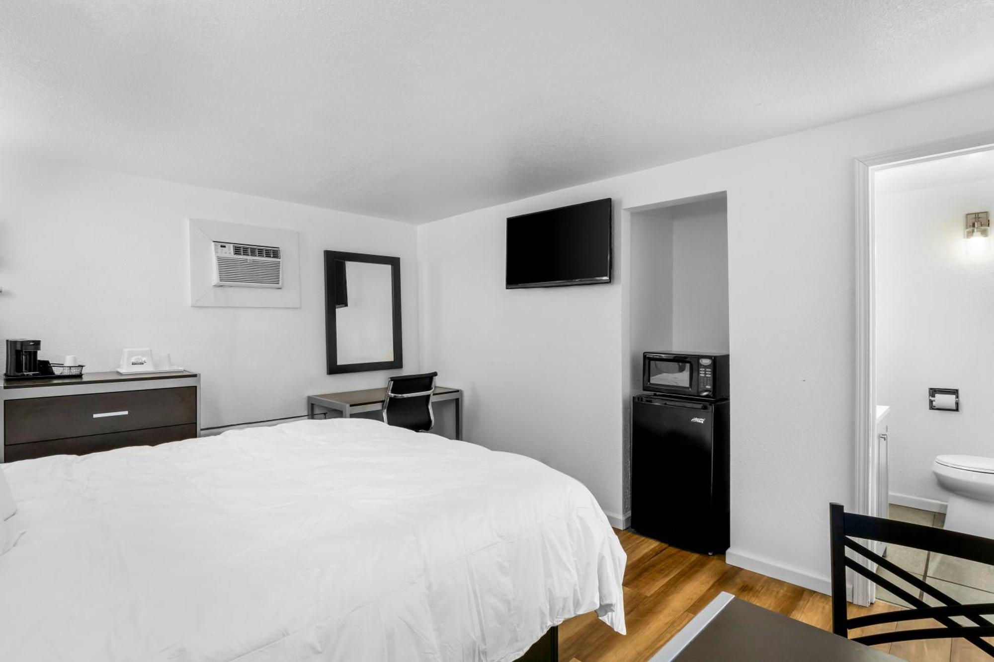 Americas Best Value Inn Jonesville/Hillsdale Exterior foto
