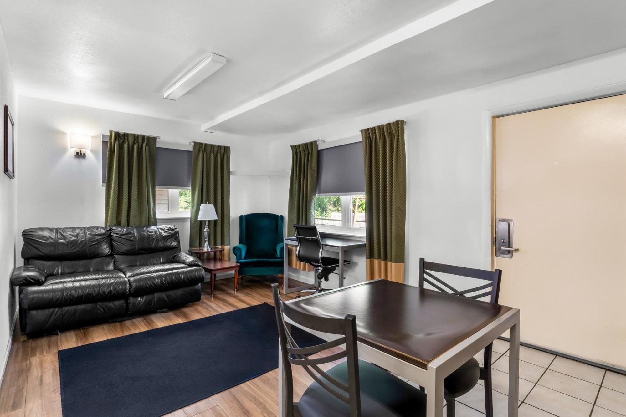 Americas Best Value Inn Jonesville/Hillsdale Exterior foto